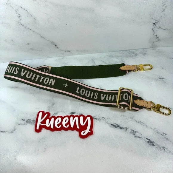 Louis Vuitton Multi Pochette Accessories monogram crossbody 3-bag w/rare Strap - Picture 3 of 16